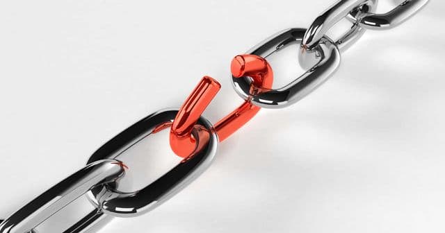 Google Answers If Outbound Links Pass “Poor Signals”